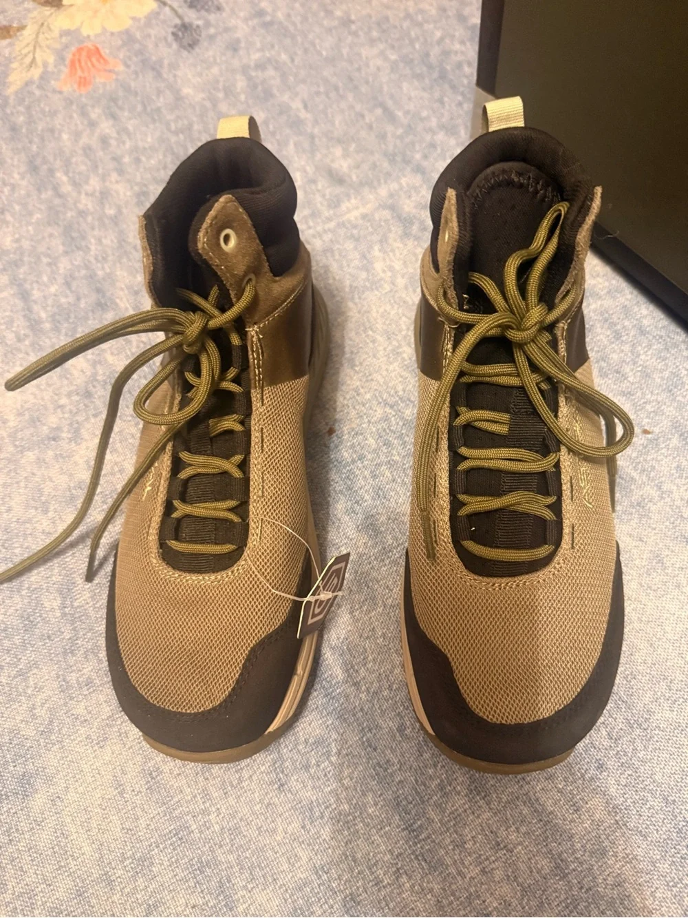 Men's Olive/Tan High-Top Outdoor Boots